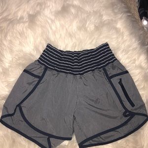 Shorts lululemon